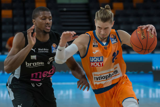 一直是高手 一直是高手