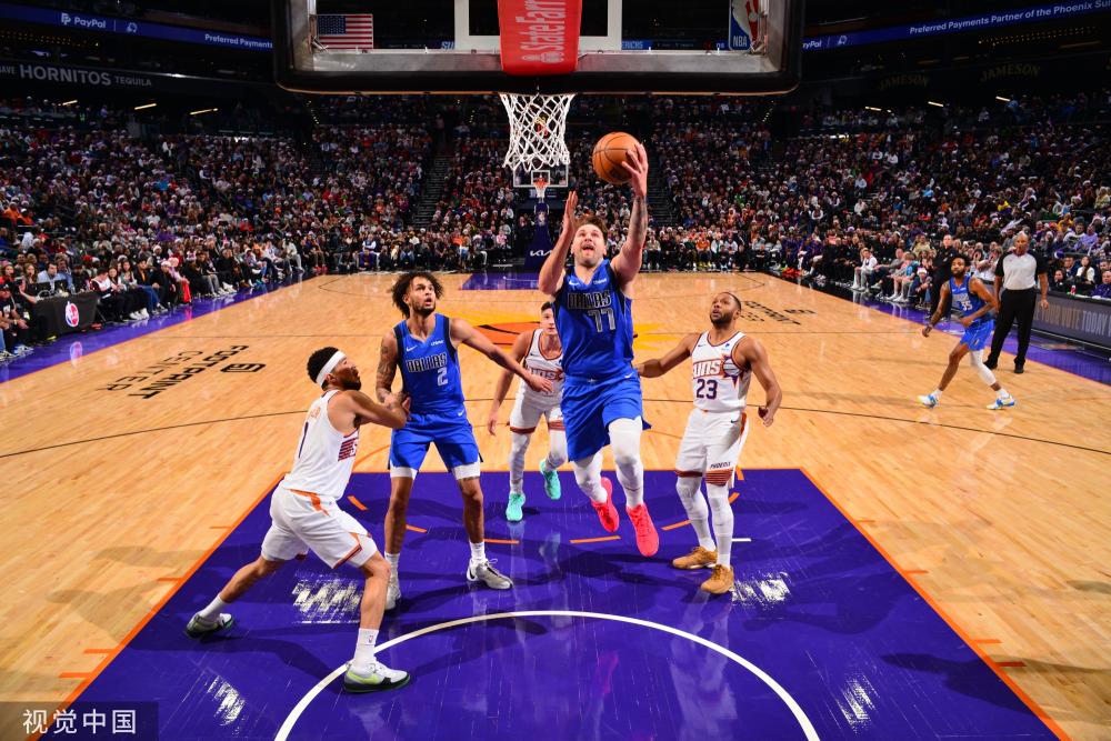 经常表现出 经常表现出